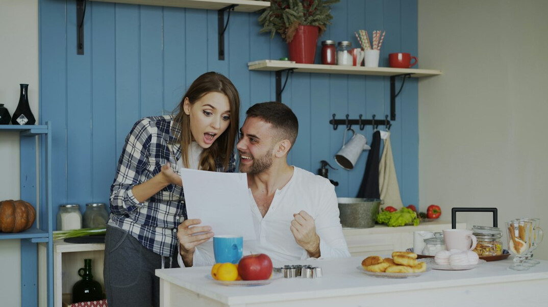 couple discussing finances